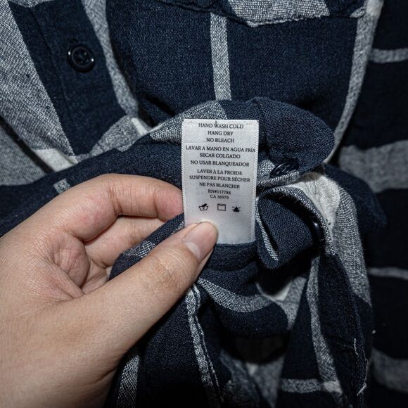 Rails Women's Button up Charlie Shirt in Navy White Plaid Check Size XS - Picture 7 of 7